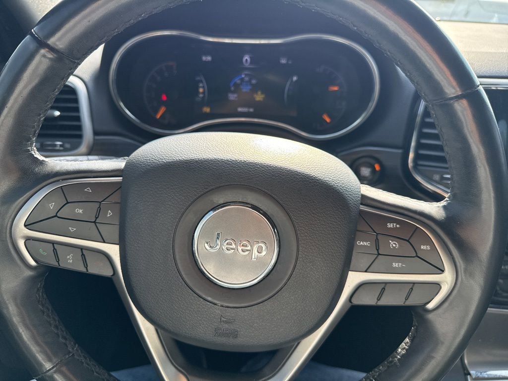 Used 2019 Jeep Grand Cherokee Limited AWD/4WD image 13