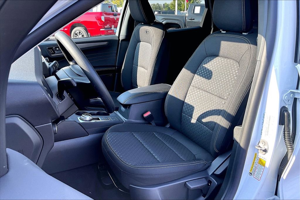 New 2025 Ford Escape Active image 9