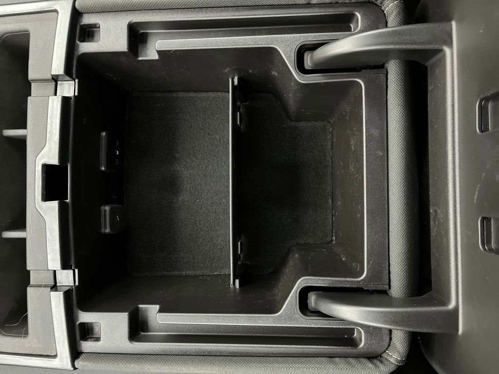 Used 2018 Chevrolet Silverado 1500 LT w/ All Star Edition image 31