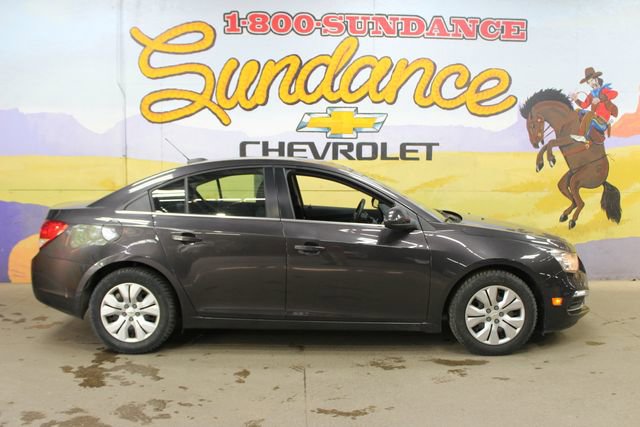 Used 2015 Chevrolet Cruze LT FWD image 1