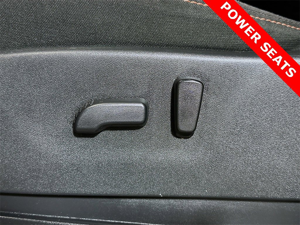 Used 2023 Nissan Frontier PRO-4X w/ Technology Package image 31