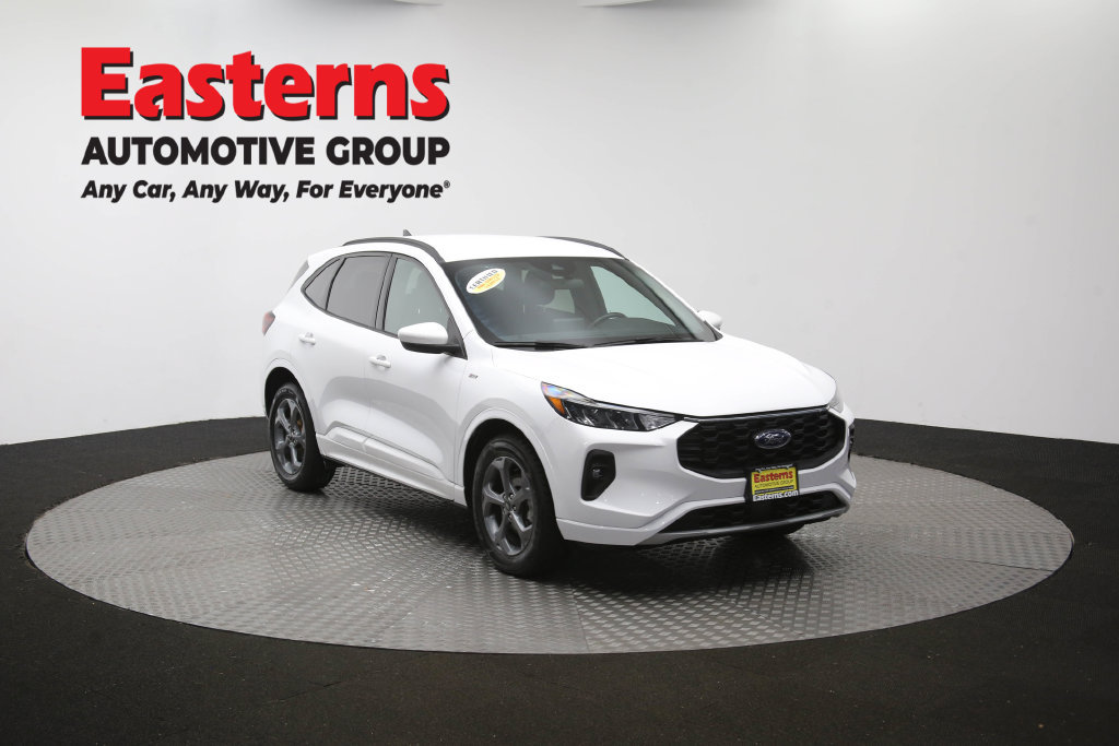Used 2023 Ford Escape ST-Line Select AWD/4WD image 50