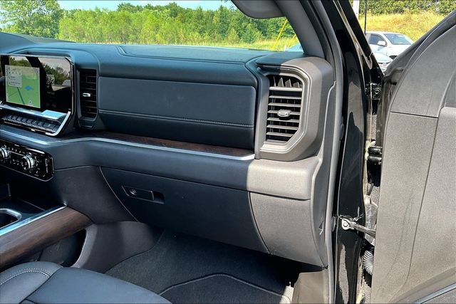 Used 2026 GMC Sierra 1500 SLT w/ SLT Premium Plus Package AWD/4WD image 27