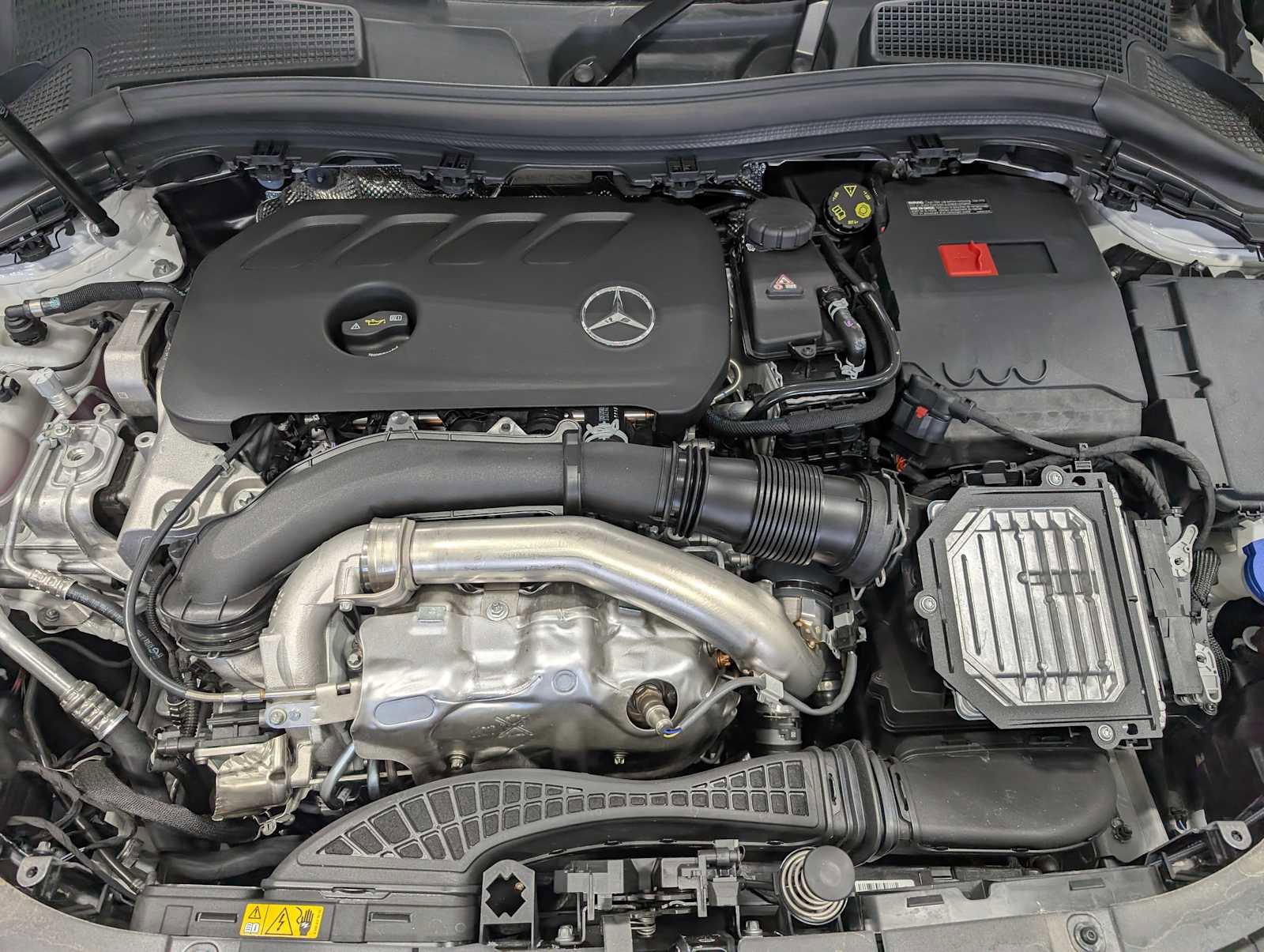 Used 2026 Mercedes-Benz GLA 250 4MATIC image 12
