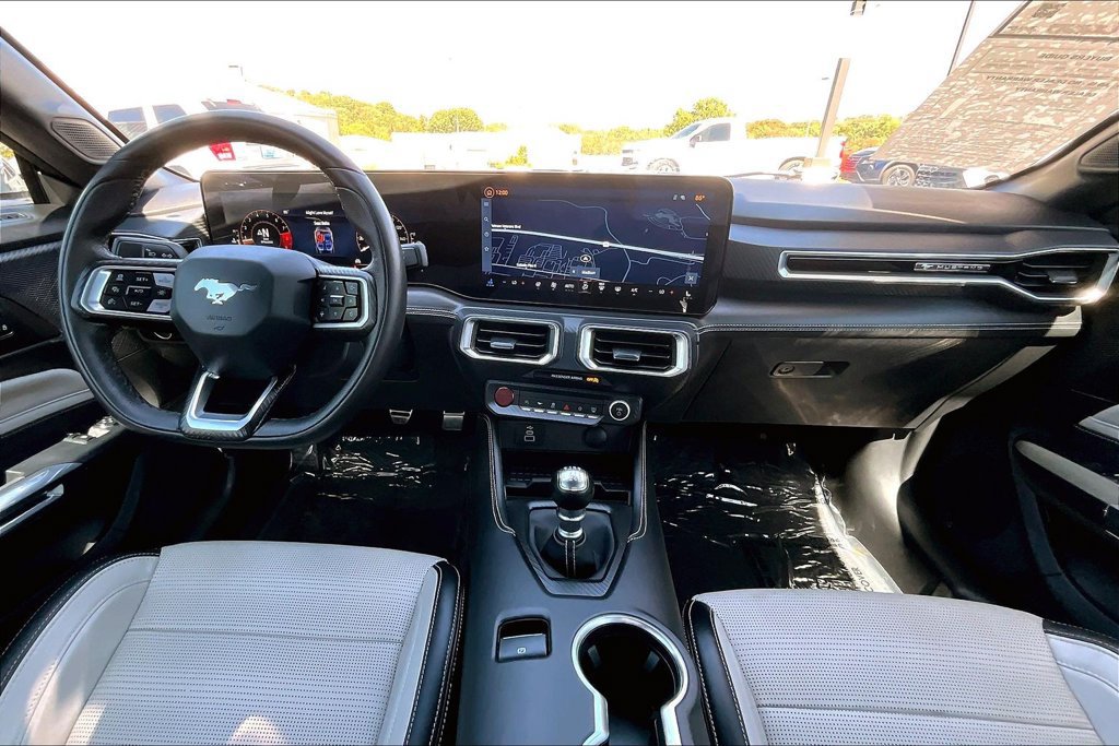 Used 2024 Ford Mustang GT Premium RWD image 9