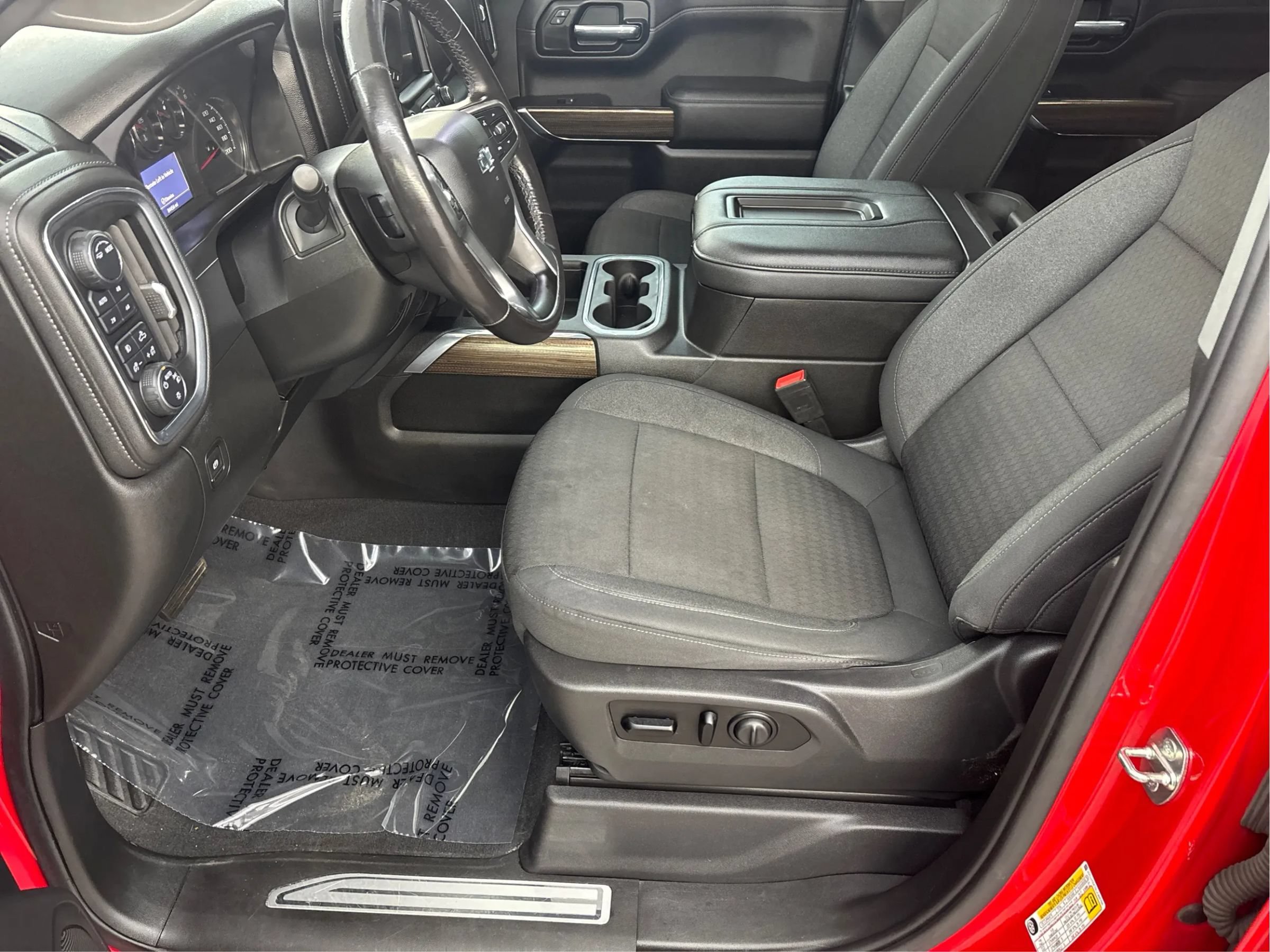 Used 2020 Chevrolet Silverado 1500 RST AWD/4WD image 13