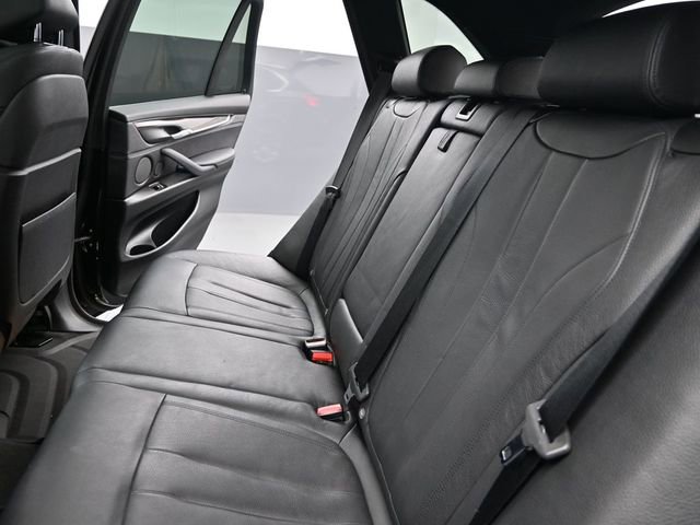 Used 2017 BMW X5 xDrive50i AWD/4WD image 18