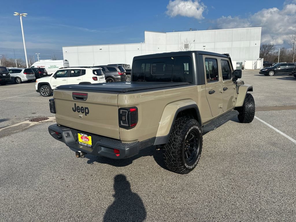 Used 2020 Jeep Gladiator Sport image 3