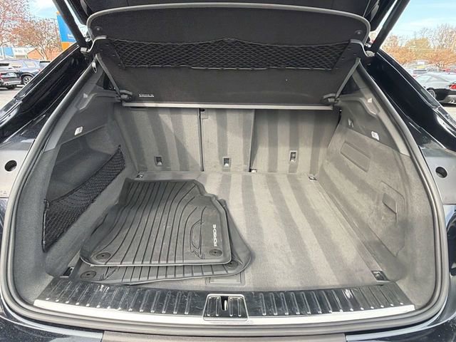 Used 2020 Porsche Cayenne S image 26