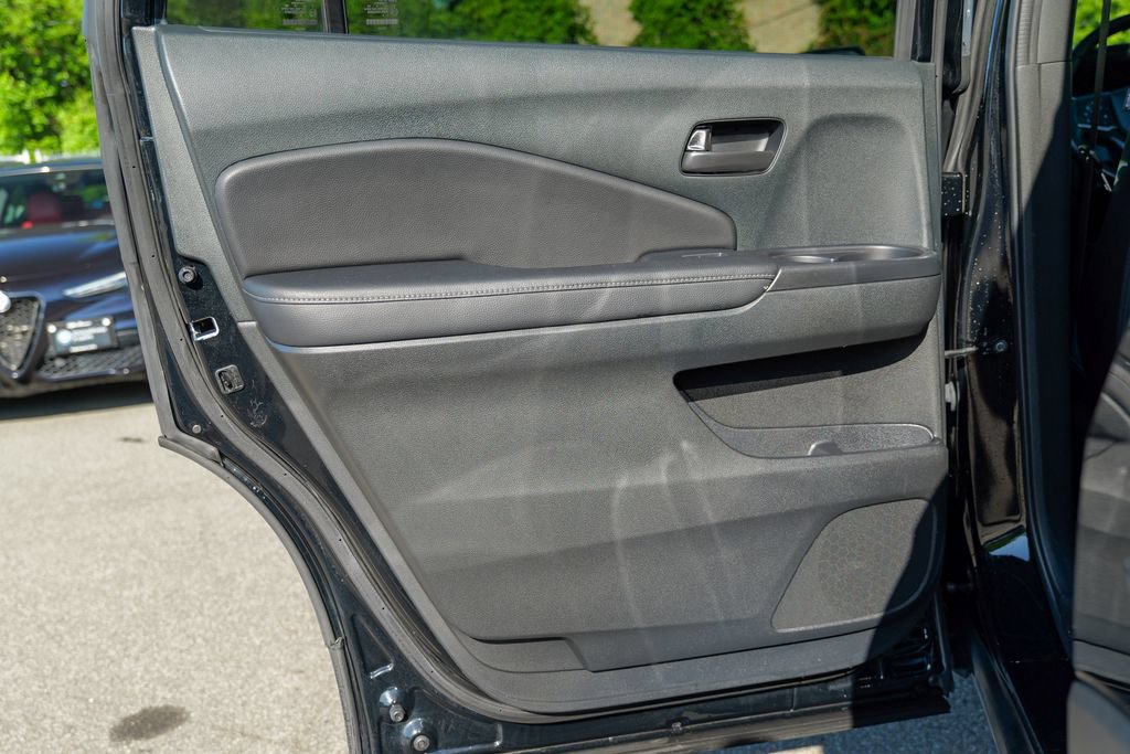 Used 2023 Honda Passport EX-L image 25