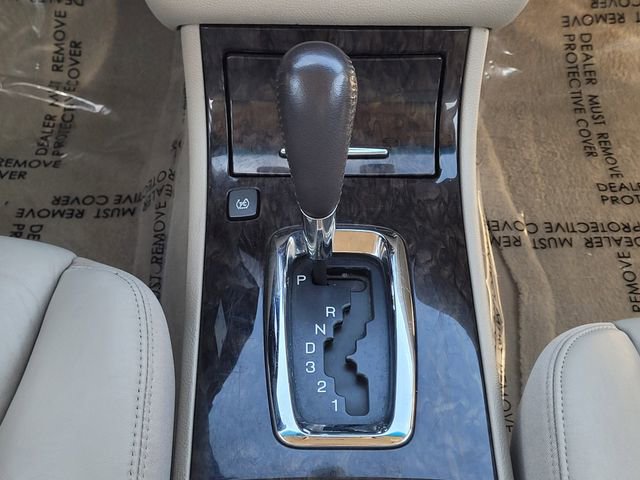 Used 2008 Cadillac DTS w/ Sun And Sound Package image 16