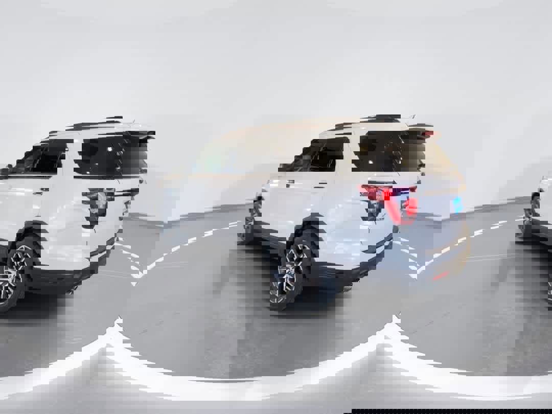 Used 2018 Ford Explorer Sport w/ Equipment Group 401A image 6