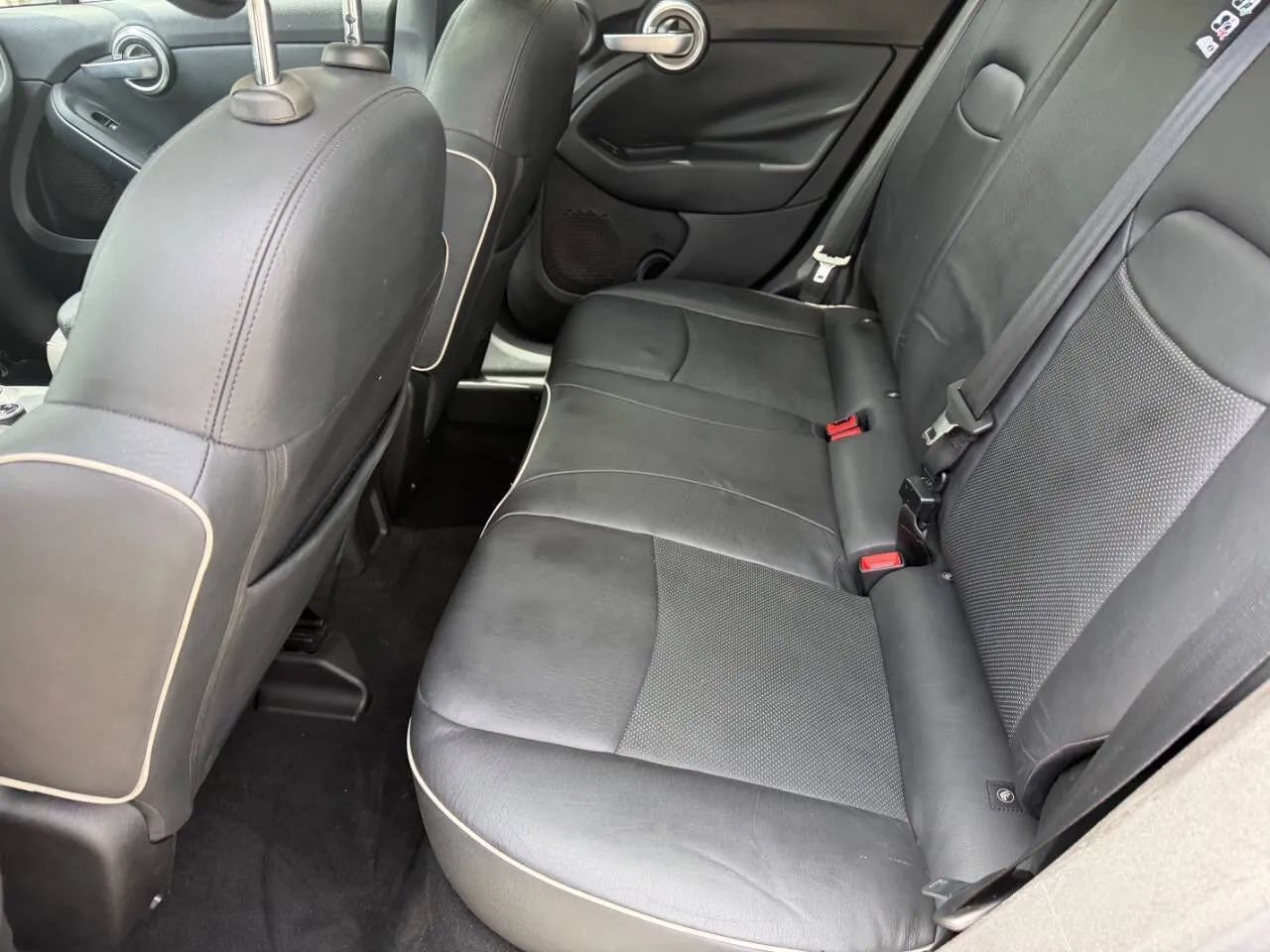Used 2017 FIAT 500X Lounge w/ Lounge Premium Package (FWD) image 18
