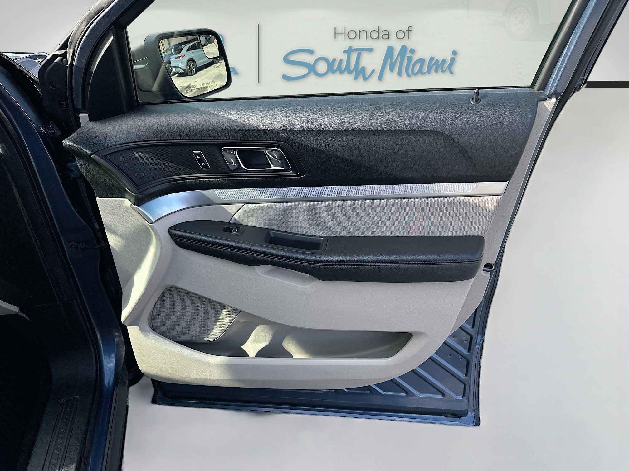 Used 2019 Ford Explorer FWD image 33