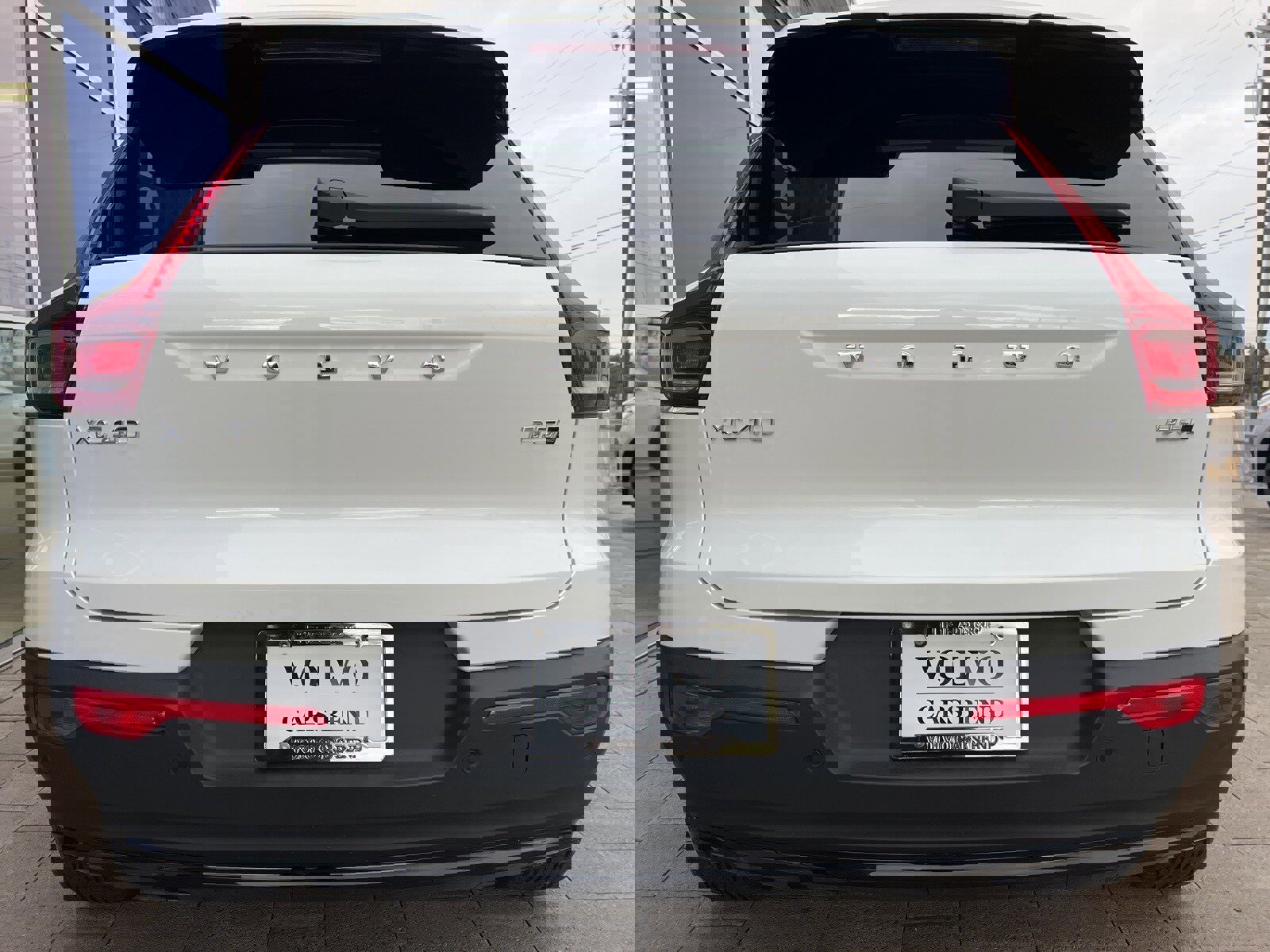 New 2026 Volvo XC40 B5 Ultra w/ Climate Package image 4