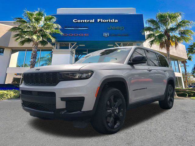 Certified 2024 Jeep Grand Cherokee L Altitude AWD/4WD image 9