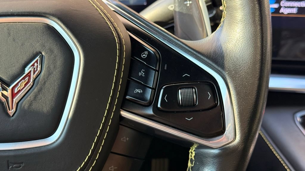 Used 2021 Chevrolet Corvette Stingray Premium Conv w/ Z51 Performance Package RWD image 19