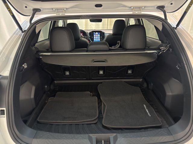 Certified 2025 Subaru Crosstrek 2.5i Limited w/ Crosstrek Mirror Package image 41