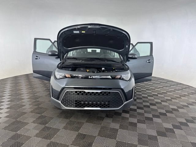 Certified 2025 Kia Soul LX FWD image 13