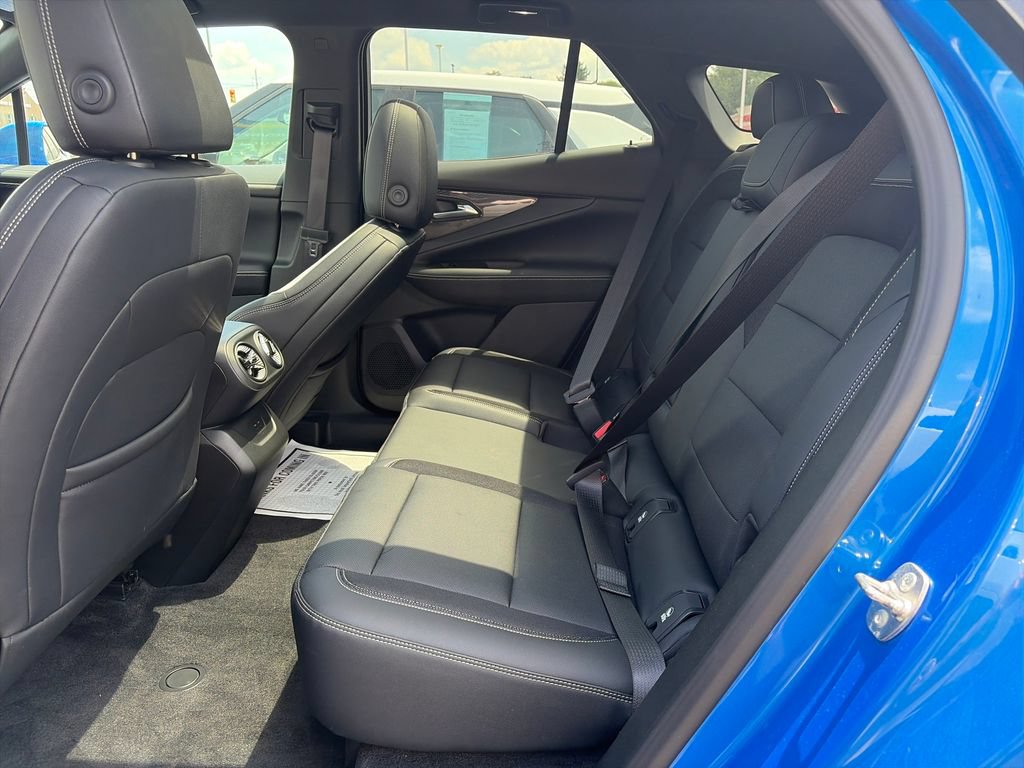 Used 2024 Chevrolet Blazer EV LT AWD/4WD image 28