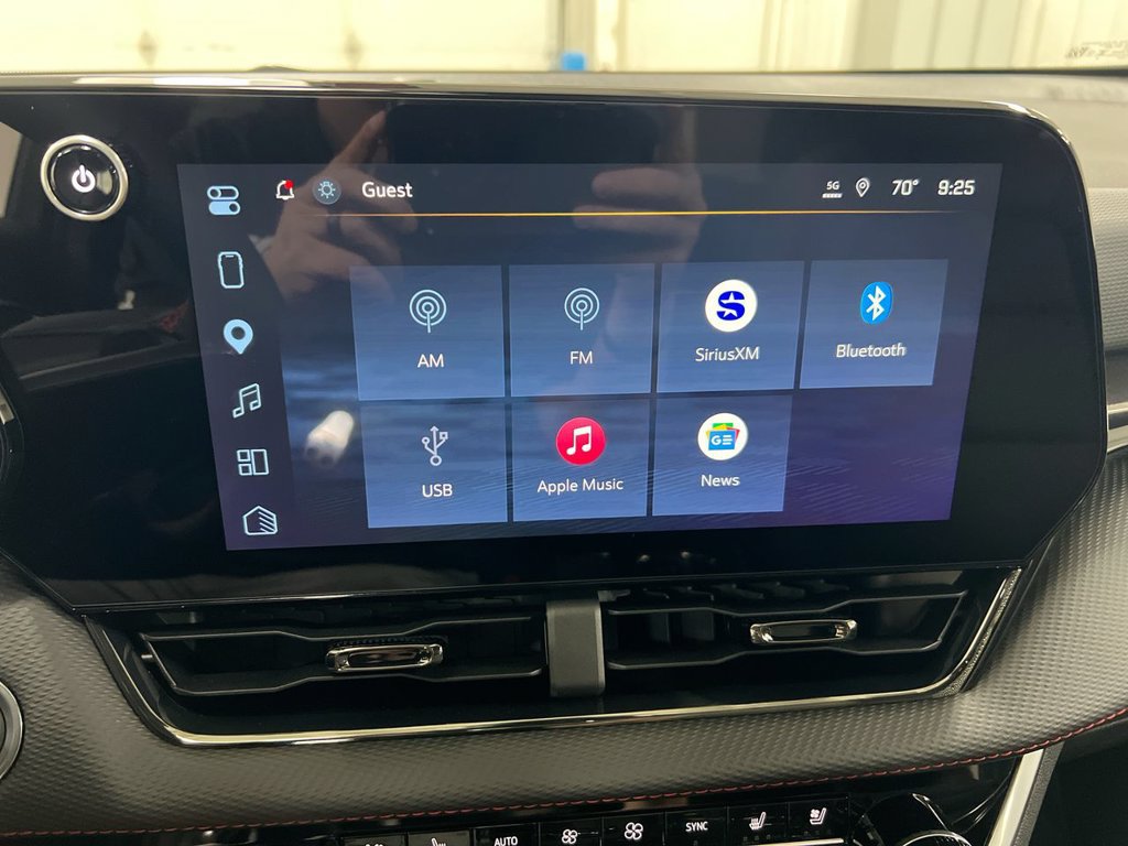 New 2027 Chevrolet Equinox RS w/ Safety and Technology Package AWD/4WD image 14