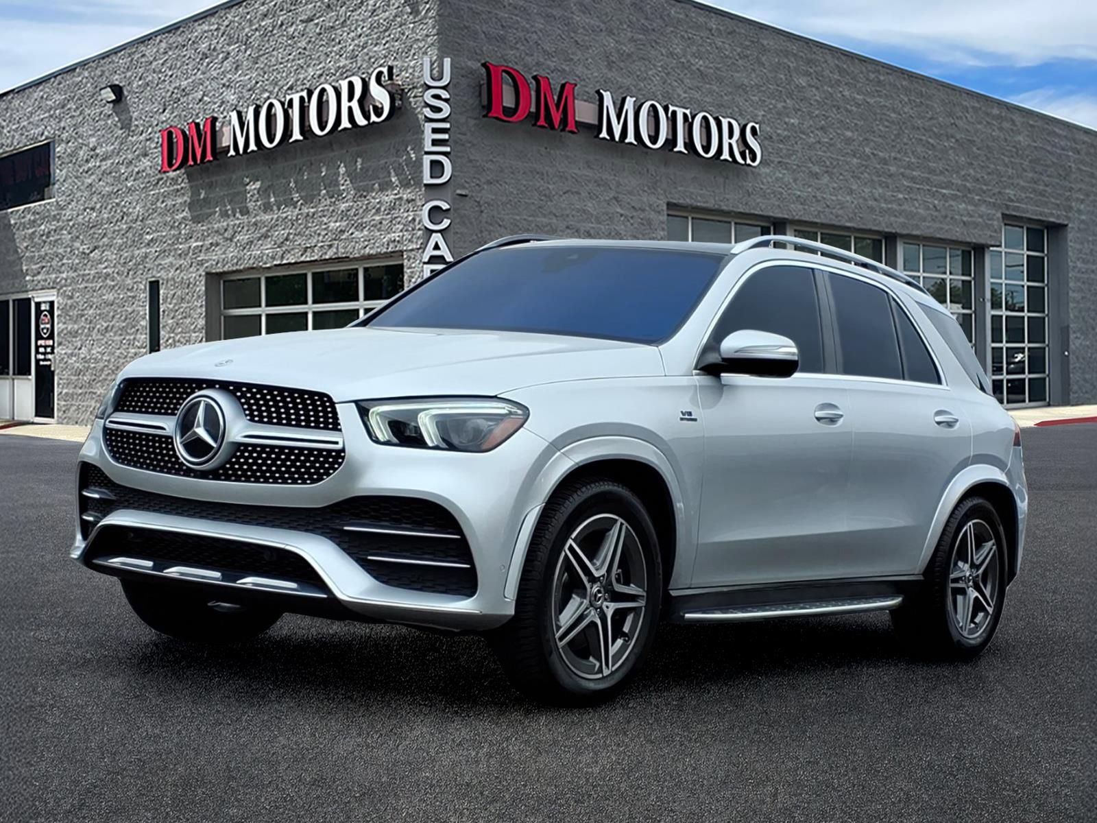 Used 2020 Mercedes-Benz GLE 580 4MATIC w/ Energizing Package Plus image 1