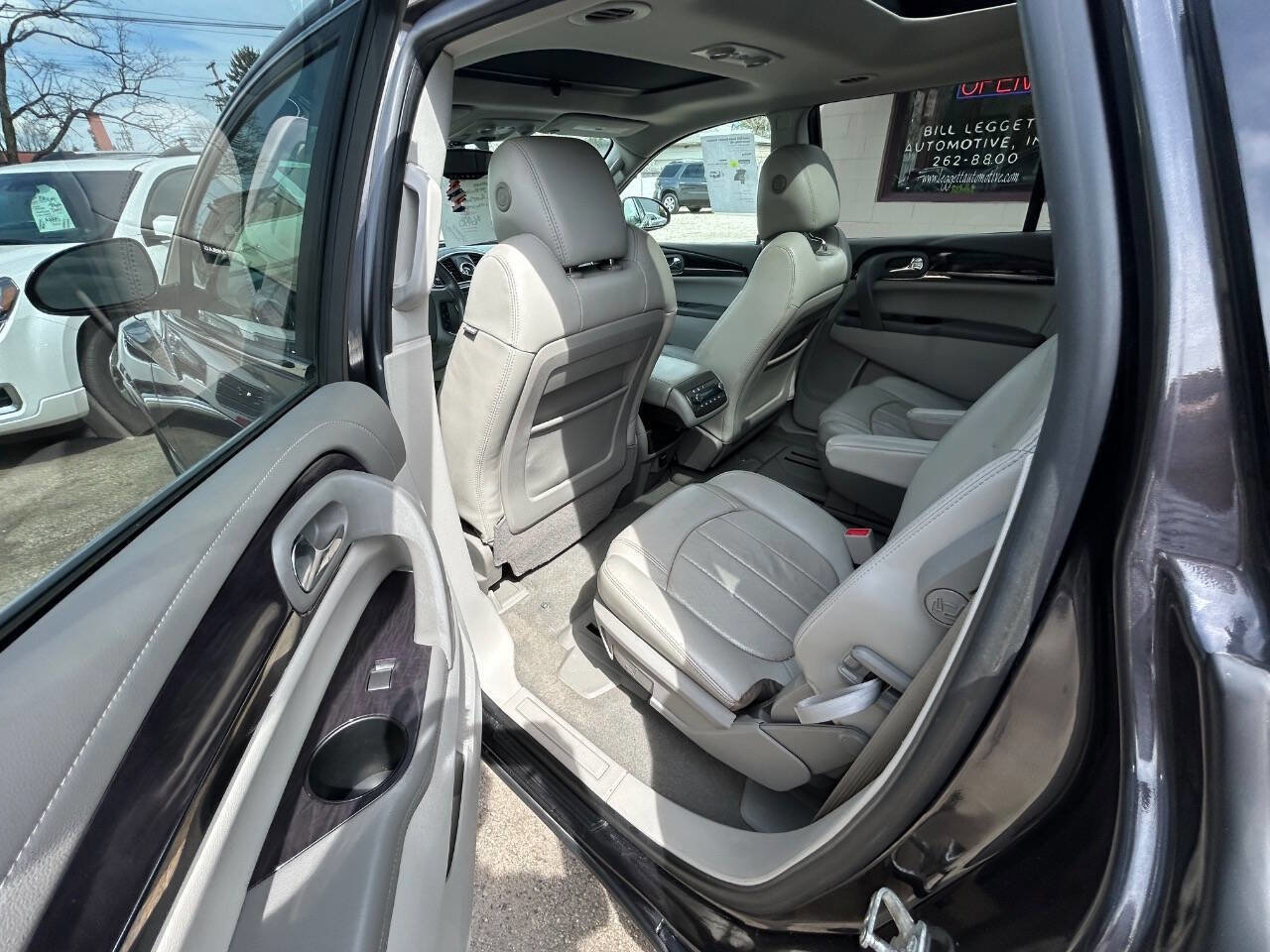 Used 2016 Buick Enclave Leather image 7