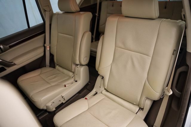 Used 2017 Lexus GX 460 Luxury w/ Preferred Accessory Package AWD/4WD image 25
