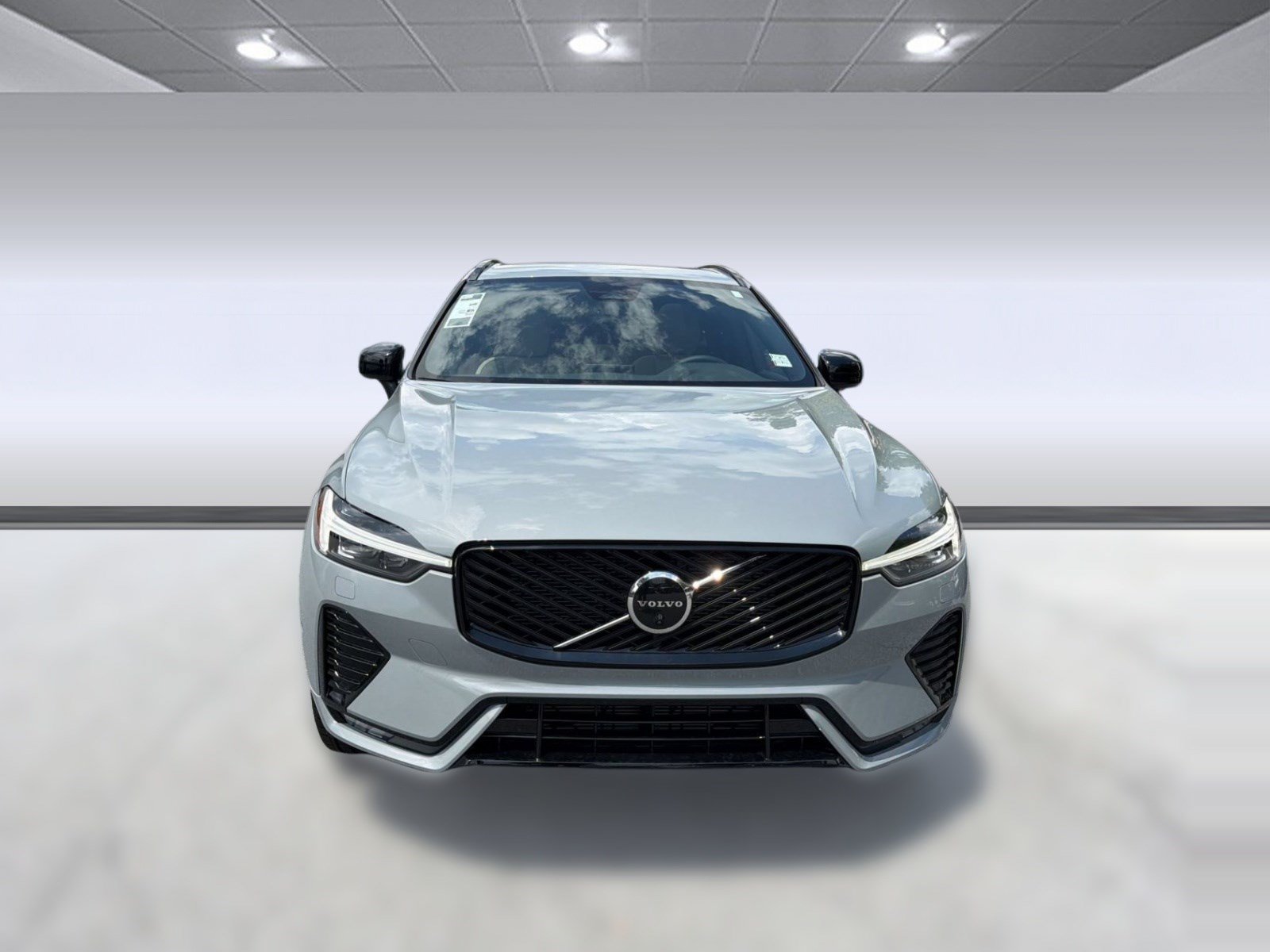 New 2026 Volvo XC60 B5 Plus w/ Climate Package AWD/4WD image 6