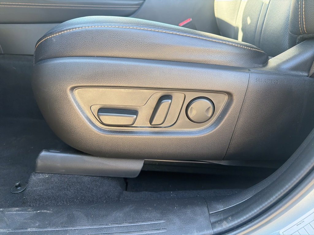 Used 2025 MAZDA CX-90 3.3 Turbo w/ Premium Sport Pkg image 13