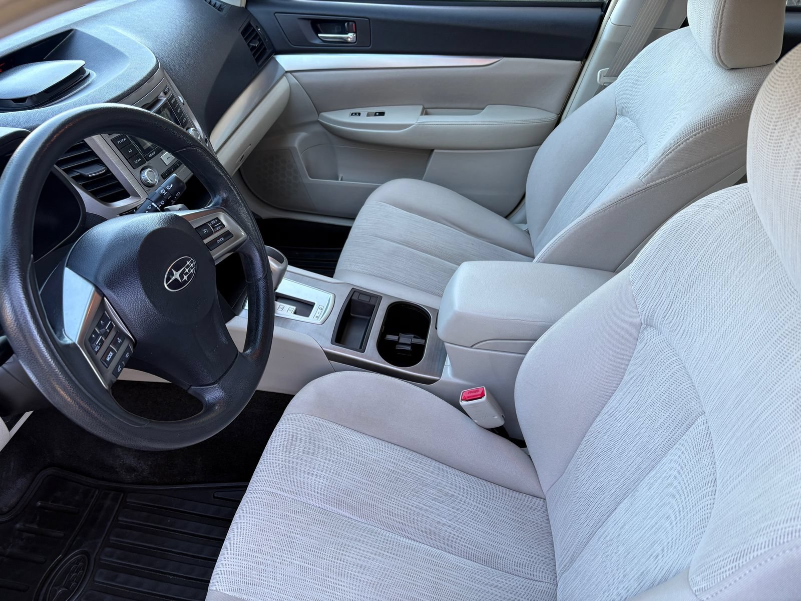 Used 2014 Subaru Outback 2.5i AWD/4WD image 15