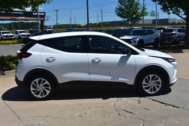 New 2027 Chevrolet Bolt LT FWD image 4