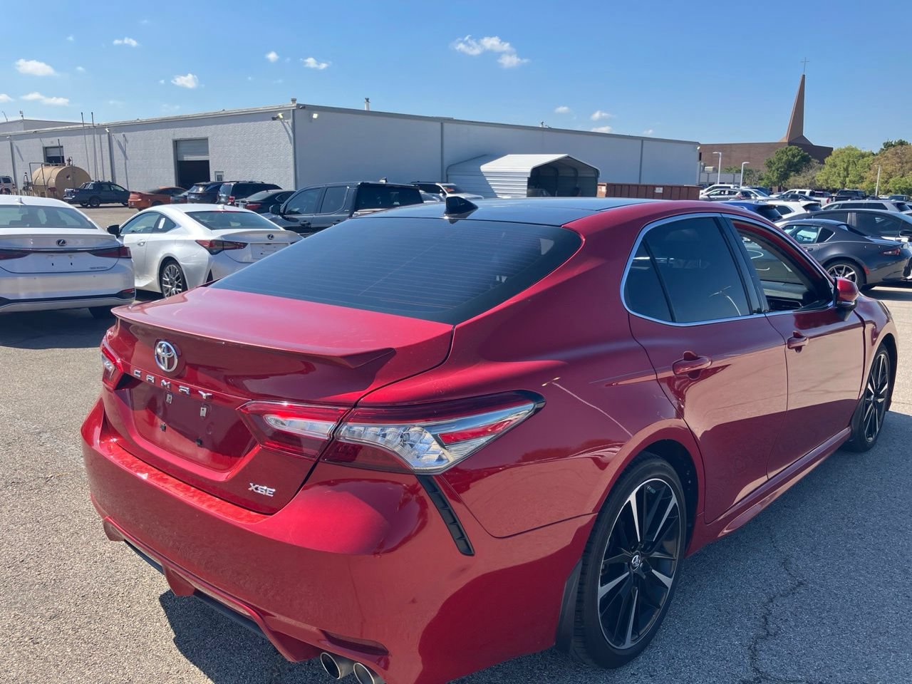 Used 2019 Toyota Camry XSE FWD image 4