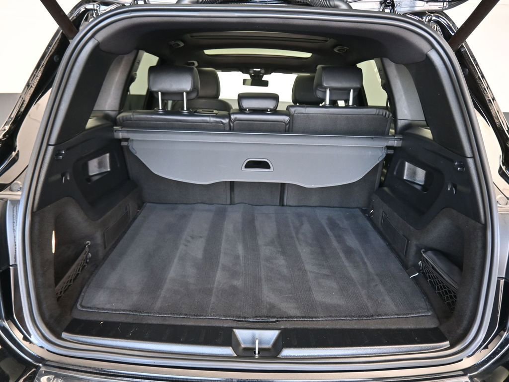 Used 2021 Mercedes-Benz GLB 250 4MATIC w/ Premium Package image 49
