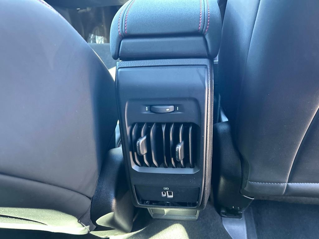 Used 2024 Alfa Romeo Tonale Veloce w/ Active Assist Package image 18