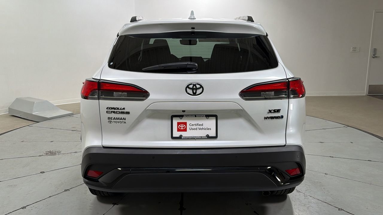 Certified 2024 Toyota Corolla Cross XSE w/ Convenience Package image 4