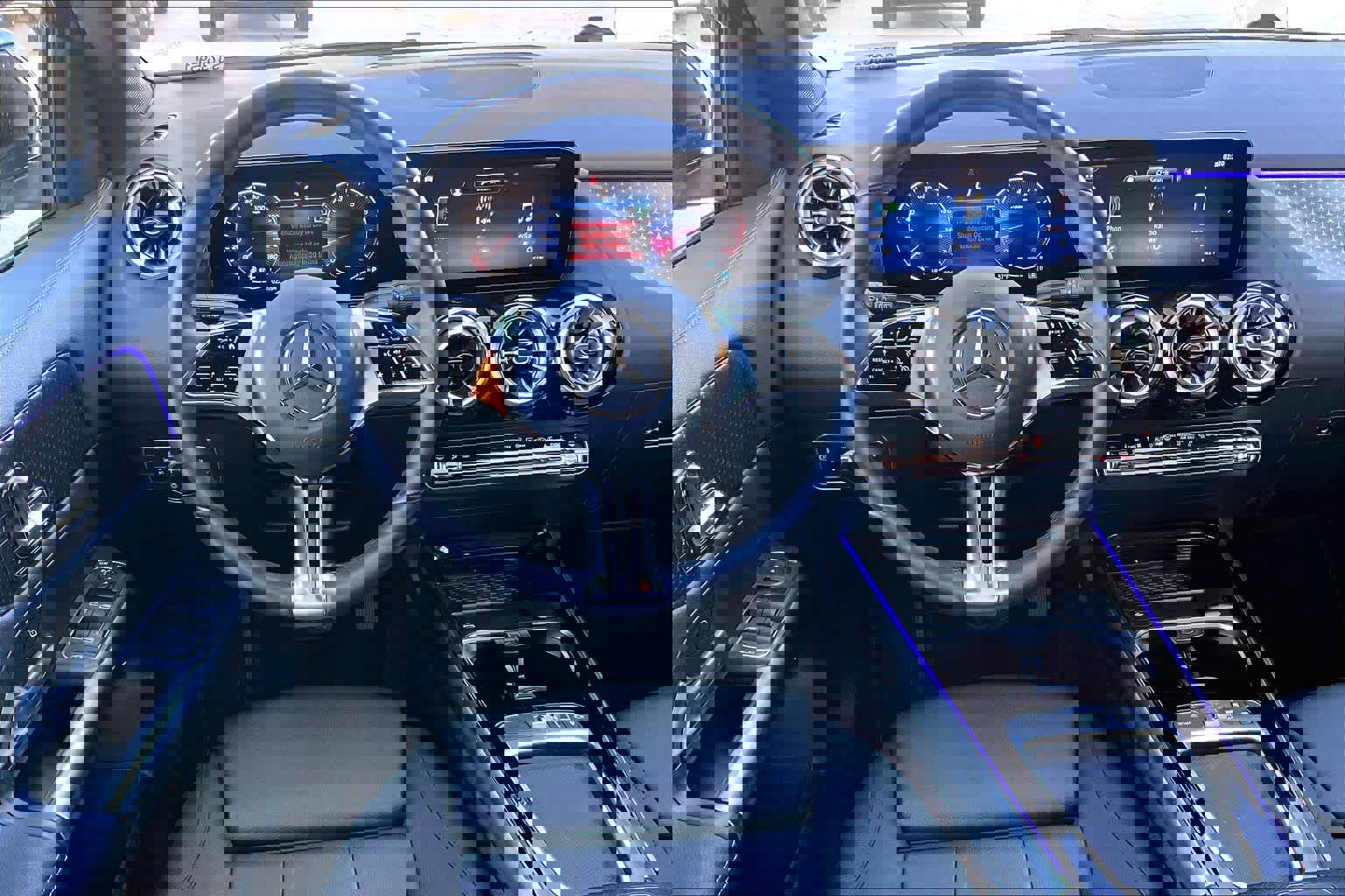 Used 2025 Mercedes-Benz GLA 250 image 5