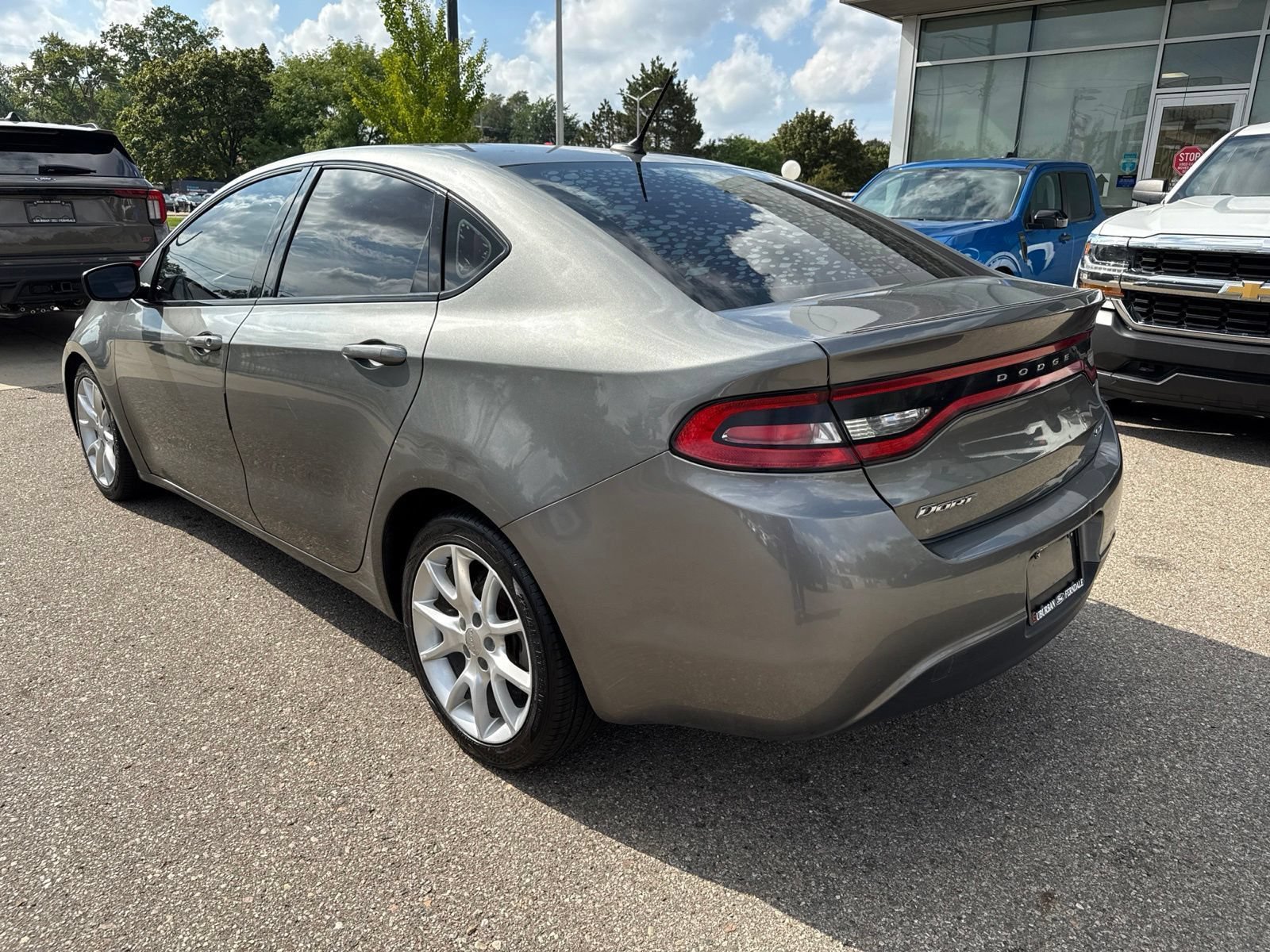 Used 2013 Dodge Dart SXT w/ Popular Equipment Group FWD image 9