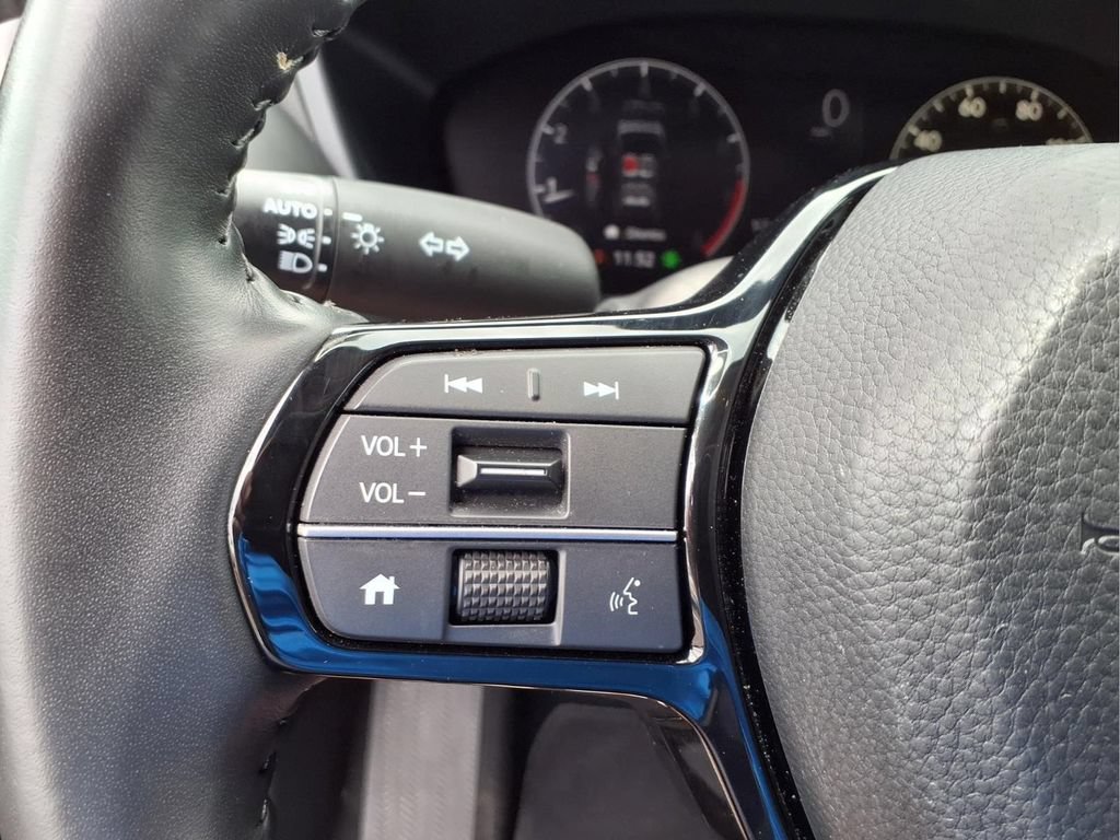 Used 2024 Honda HR-V EX-L image 18