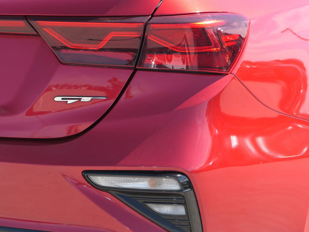 Used 2021 Kia Forte GT w/ GT2 Package image 4