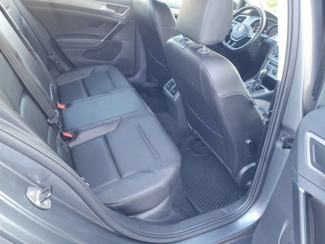 Used 2017 Volkswagen Golf Wolfsburg Edition FWD image 12