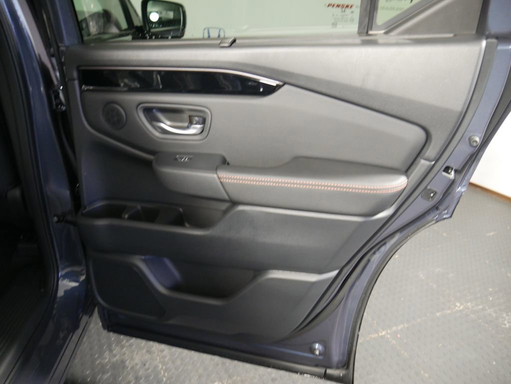 New 2026 Honda Pilot TrailSport image 7