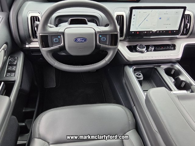 New 2026 Ford Expedition Active RWD image 11
