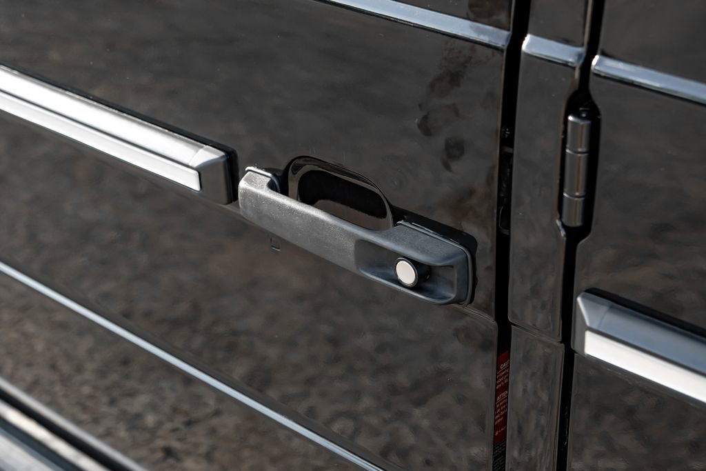 Used 2017 Mercedes-Benz G 63 AMG 4MATIC image 47