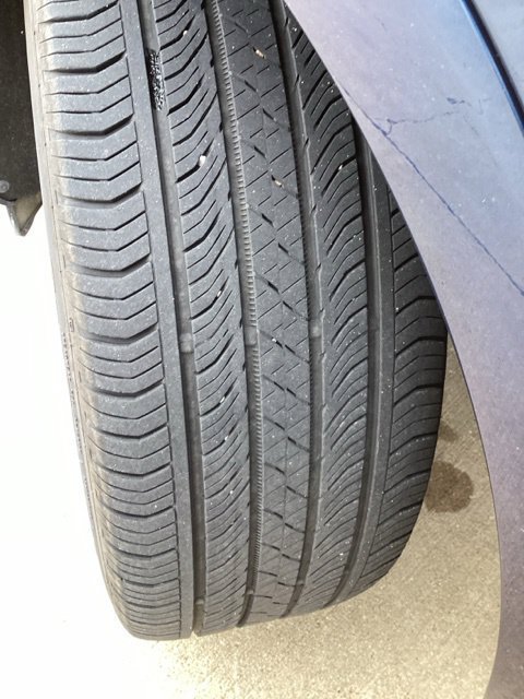 Used 2023 Buick Envision Avenir AWD/4WD image 17