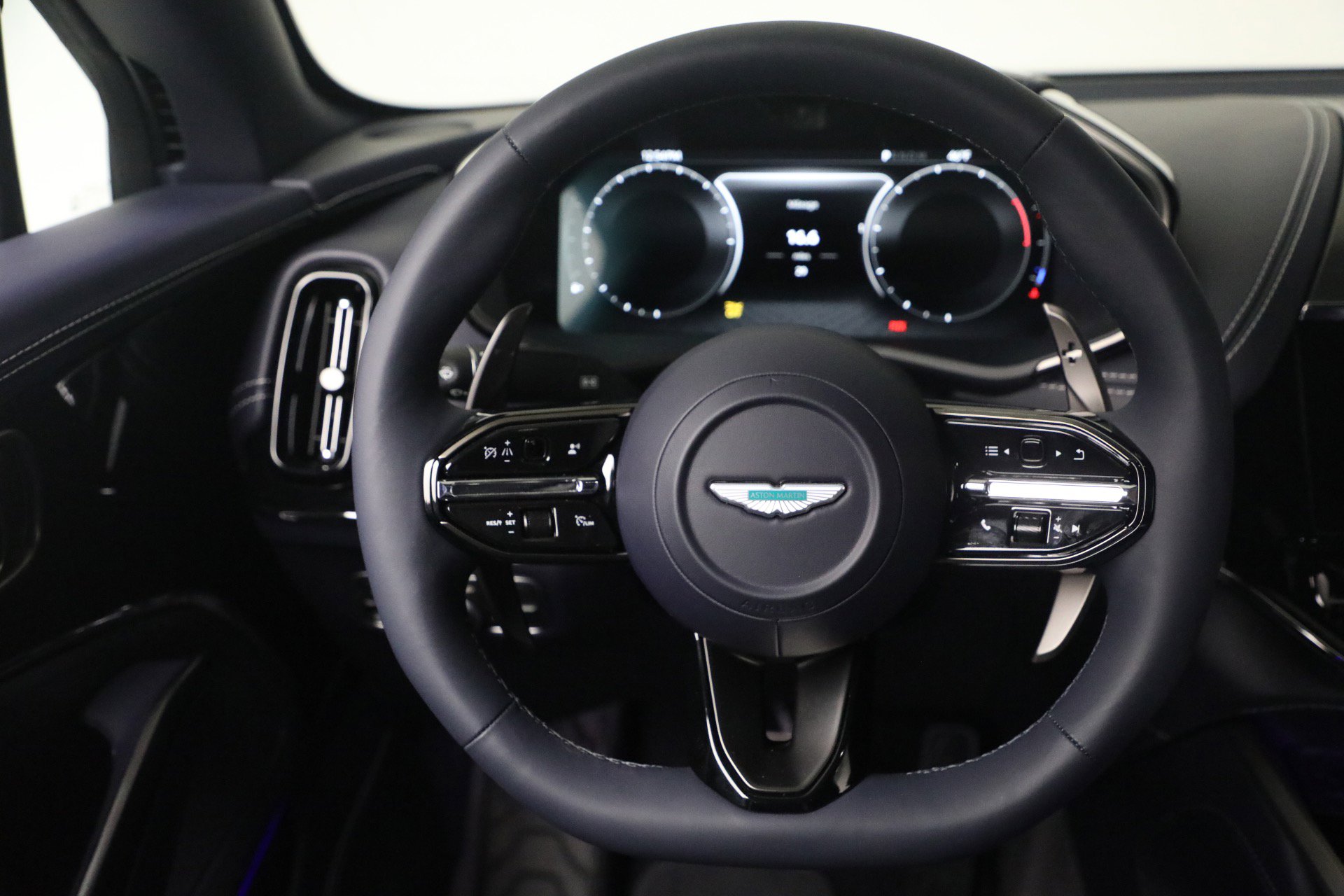 New 2026 Aston Martin DBX 707 AWD/4WD image 25