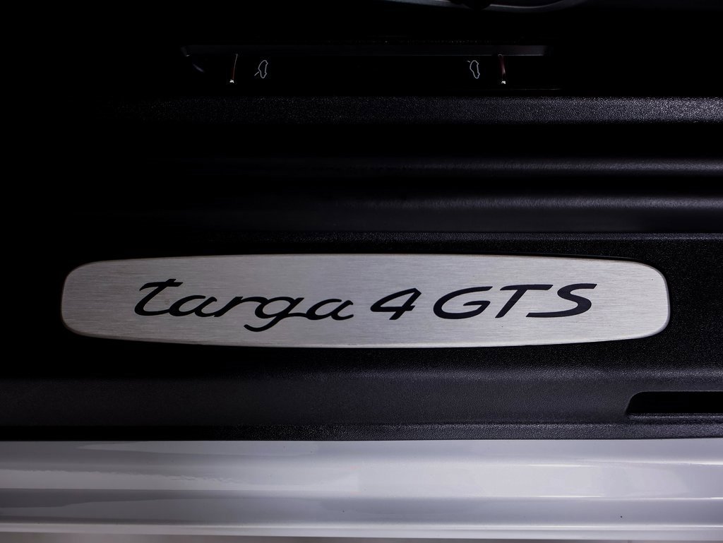 Certified 2018 Porsche 911 Targa 4 GTS image 24