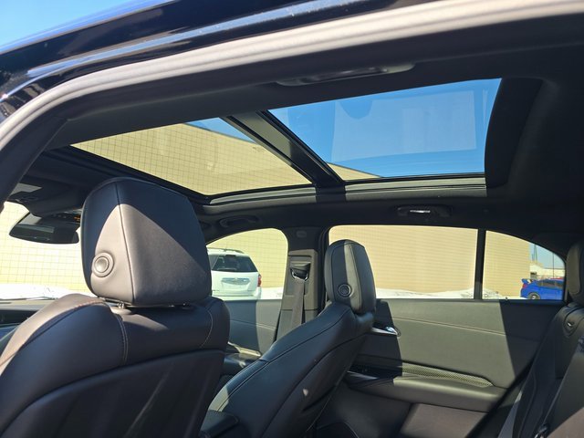 Used 2020 Cadillac XT4 Sport image 14