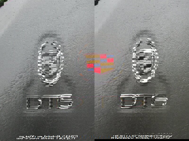 Used 2010 Cadillac DTS Luxury FWD image 9