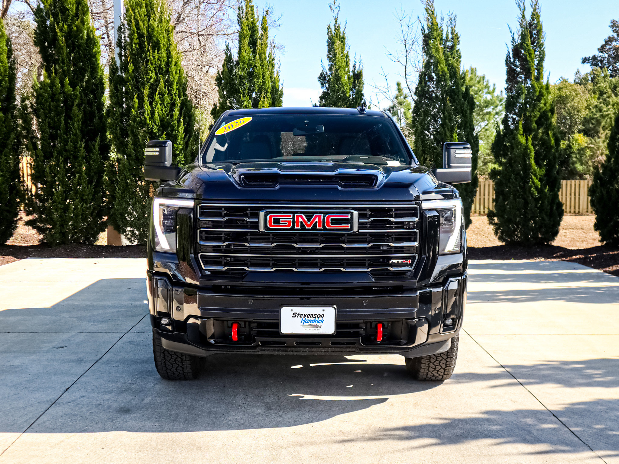 Used 2026 GMC Sierra 2500 AT4 w/ Max Trailering Package image 3